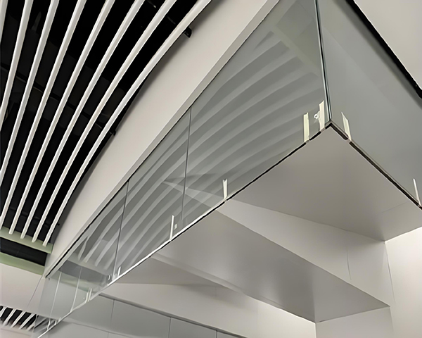 博乐玻璃博乐挡烟垂壁 博乐玻璃博乐挡烟垂壁