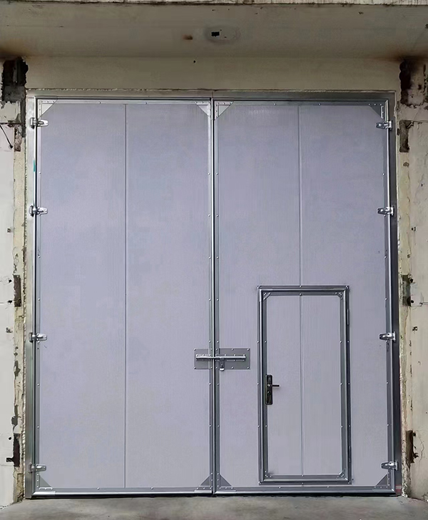 博乐工业平开门