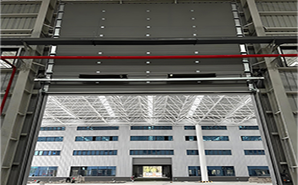 博乐工业提升门