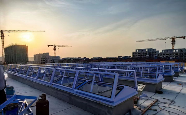 消防博乐排烟窗工作原理