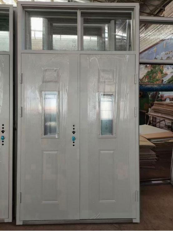 博乐学校教室门