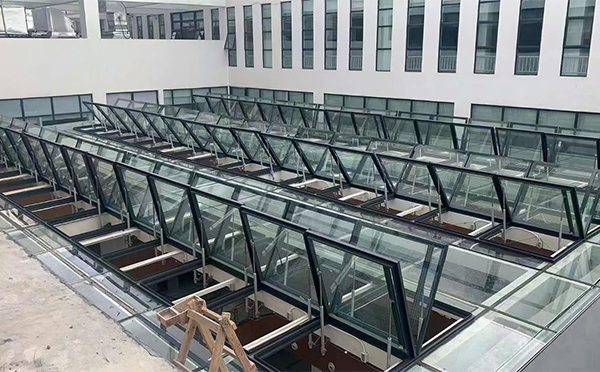 百安科技有限公司近期博乐排烟窗项目案例分享