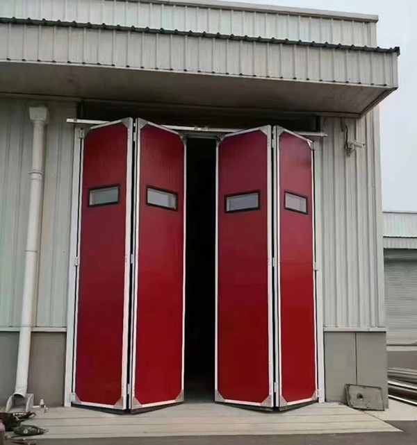 博乐工业折叠门在大型装配车间出入口的应用实例