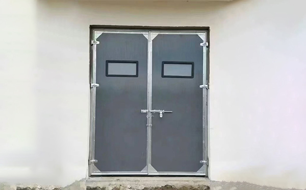 博乐工业门在高温作业区域的运行表现